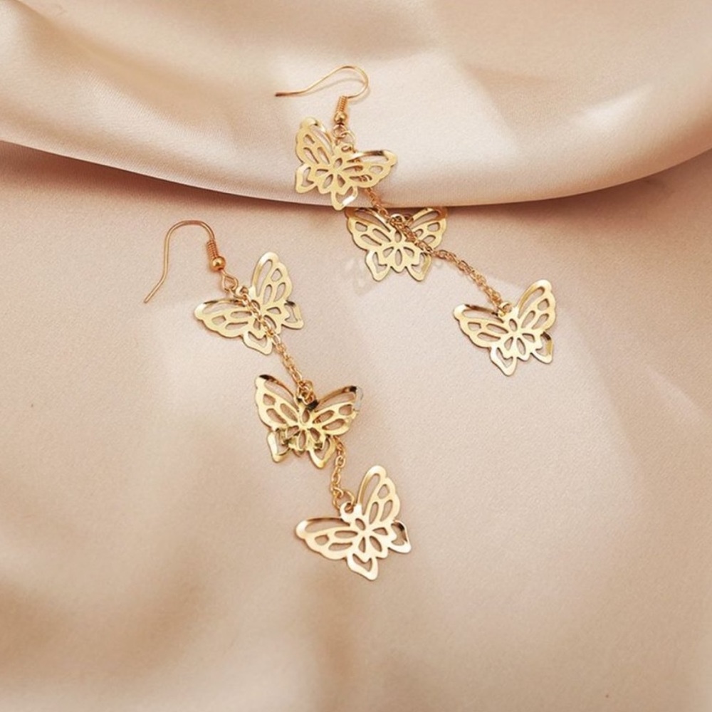 🌸3/$25 🆕 Hollow Butterfly Pendant Gold Dangle Drop Earrings - Picture 4 of 9